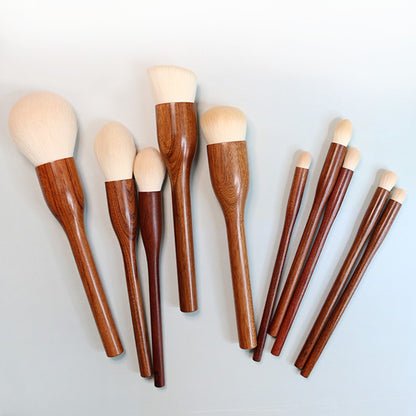 The Sandalwood Collection – 10 Artisanal Makeup Brushes for a Flawless Look